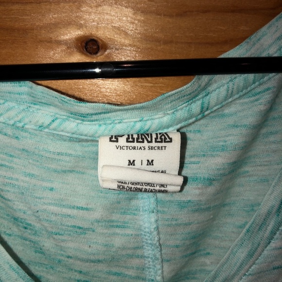 Pink v neck tee - Picture 2 of 2